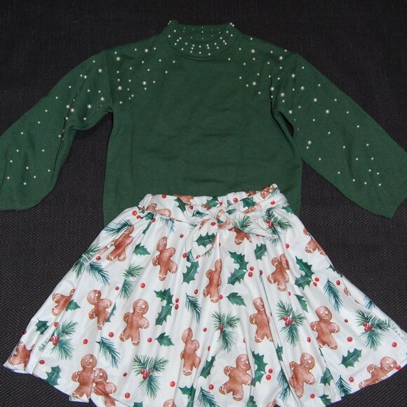 Christmas Sweater And Skirt - Picture 5 of 5